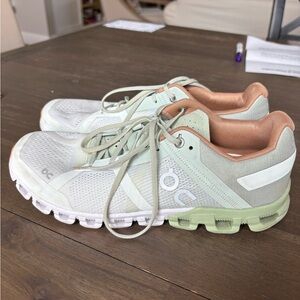 On Running Women's Athletic Shoes - Aloe and White